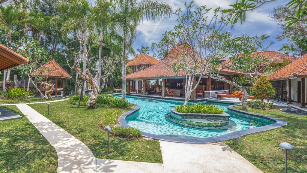 1. Des Indes I Escape From The Hustle And Bustle 29 - Island Events Co Bali